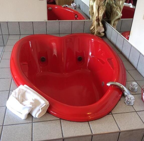 غرفة قياسية سرير كينج, Spring Hill Motel