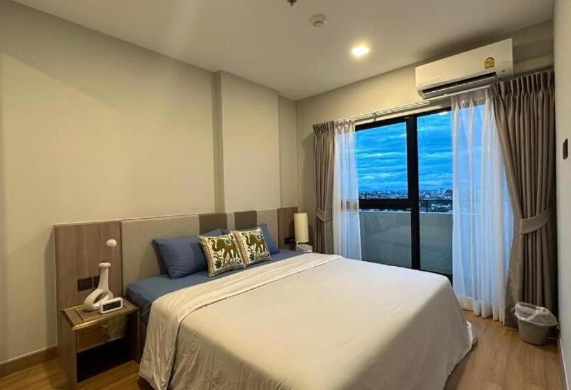 סוויטה עם מרפסת, Astra Sky River Chiang Mai