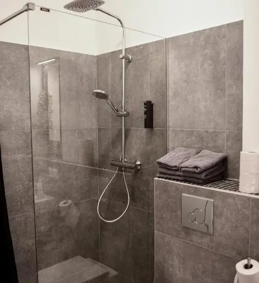 スタンダードスタジオ, Homaris Apartments Elmshorn