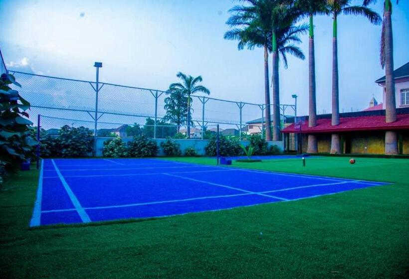 سوییت, Joseph Court Hospitality Gaduwa Estate