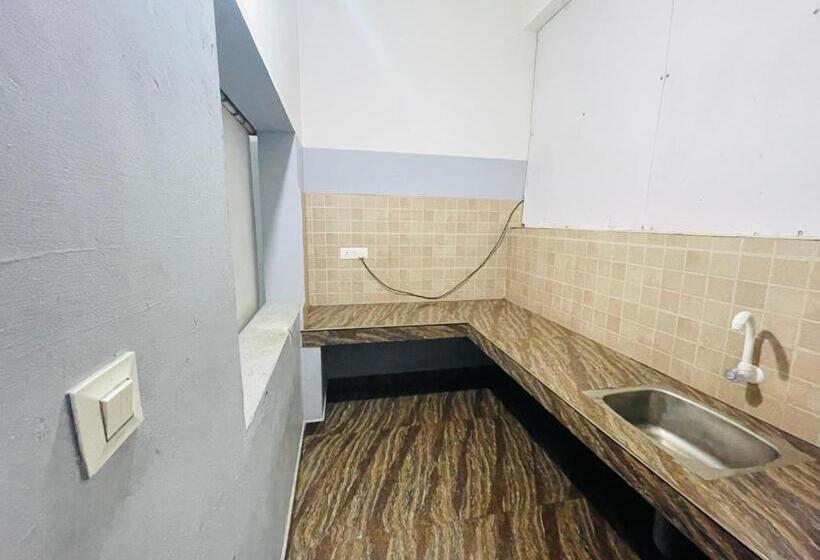 Номер Стандарт Трехместный, Kottakkal Ayurfidha Wellness Centre & Dental Clinic