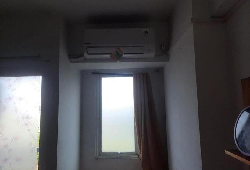 豪华房间, Oyo Life 93140 Apartment Grand Sentraland By Fahri