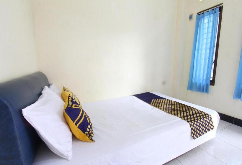 غرفة ديلوكس, Oyo Life 93157 Kos Kaloka