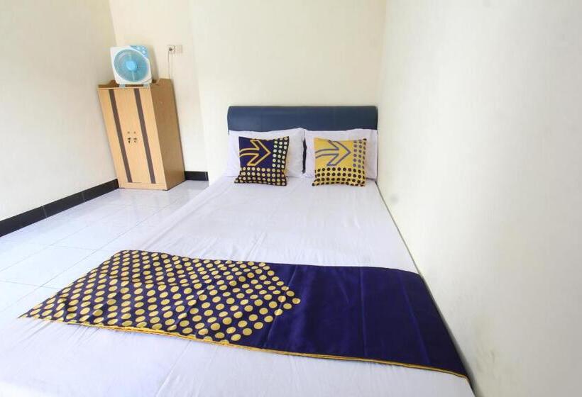 غرفة ديلوكس, Oyo Life 93157 Kos Kaloka