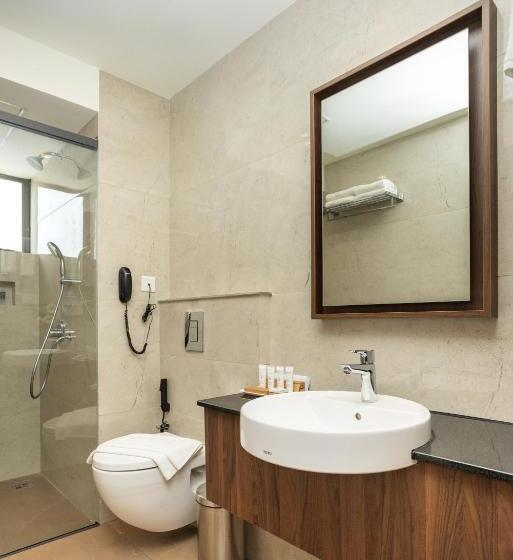 Люкс, Presidency Airport