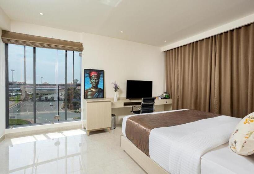 Люкс, Presidency Airport