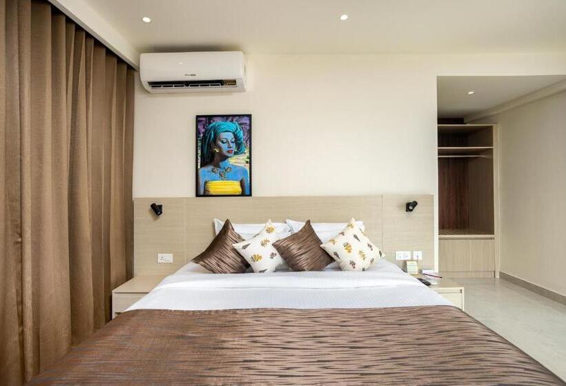 Люкс, Presidency Airport