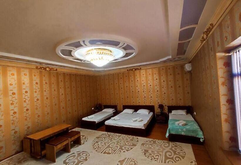 발코니가 있는 4인용 스탠다드 룸, Samandar Bukhara