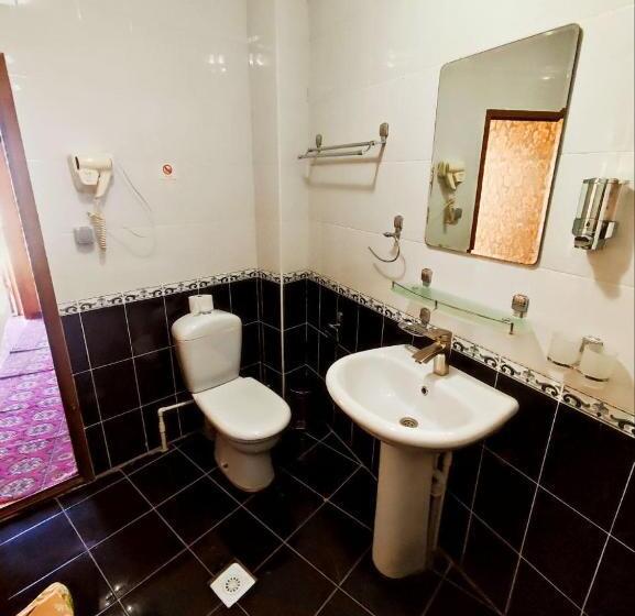 غرفة ديلوكس رباعية, Samandar Bukhara