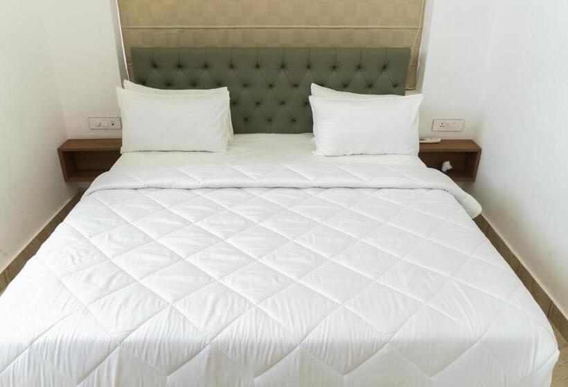 Quarto Deluxe Cama King, The Lodgers Hotel Near India Expo Centre & Mart Greater Noida