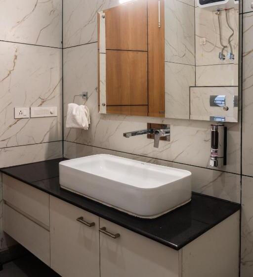 Quarto Deluxe Cama King, The Lodgers Hotel Near India Expo Centre & Mart Greater Noida
