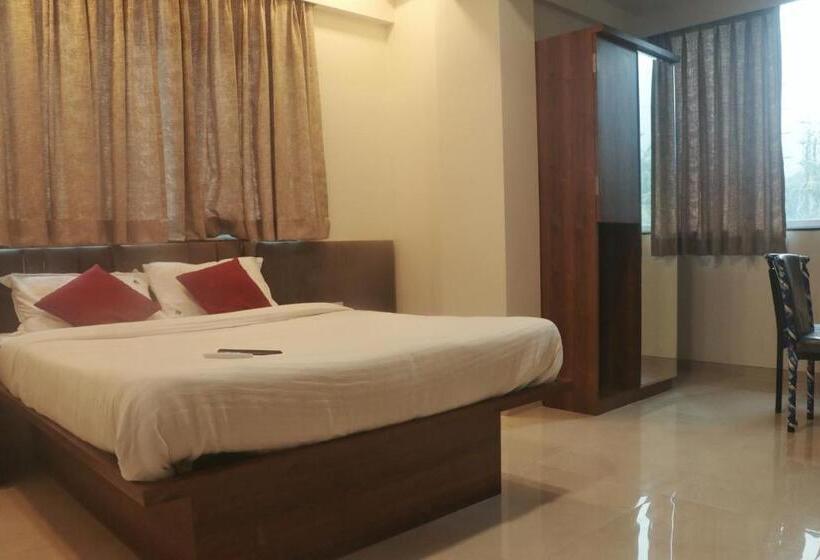 Quarto Deluxe, The Mint