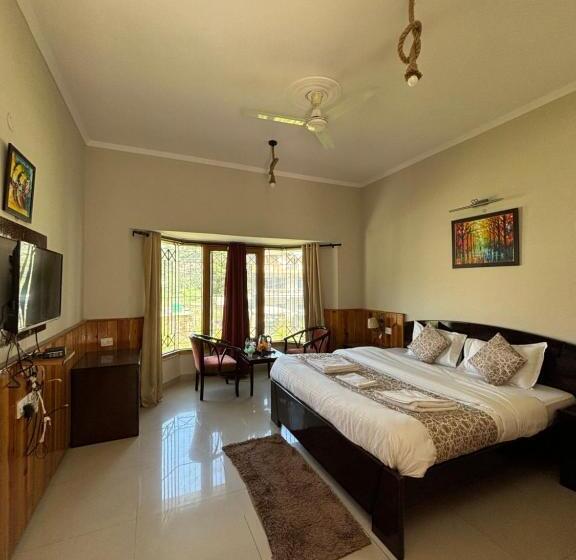 マウンテンビュースタンダードルーム, Ivy The Boutique Hotel By Sukhmani Resorts