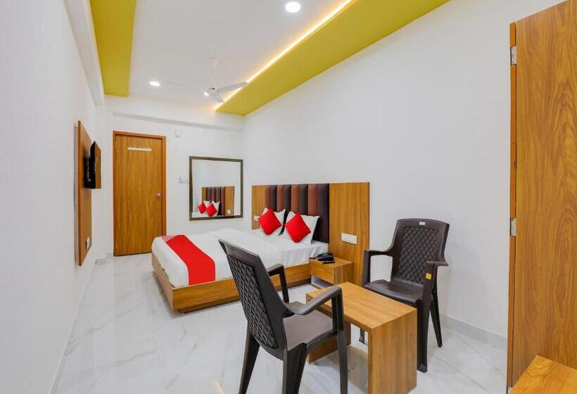Трехместный Номер Классика, Oyo Hotel Raghav Palace