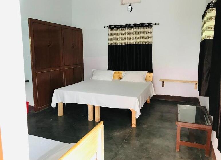 Chambre Triple Standard, Balaji Atithi Bhawan