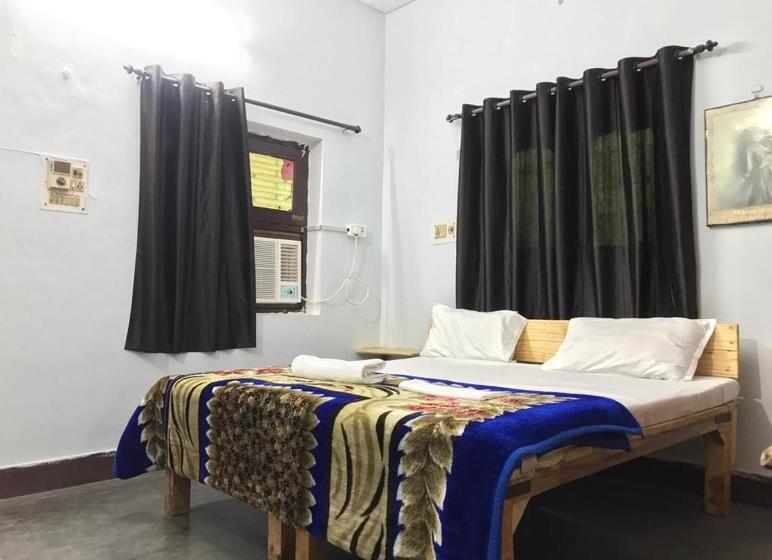 Chambre Standard, Balaji Atithi Bhawan