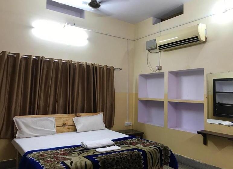 Chambre Triple Standard, Balaji Atithi Bhawan