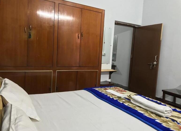 Chambre Standard, Balaji Atithi Bhawan