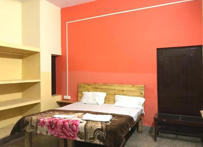 Chambre Standard, Balaji Atithi Bhawan