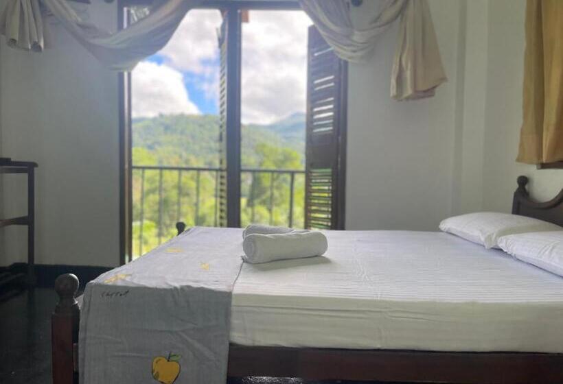 חדר סטנדרט, Eagles Lodge   Kandy