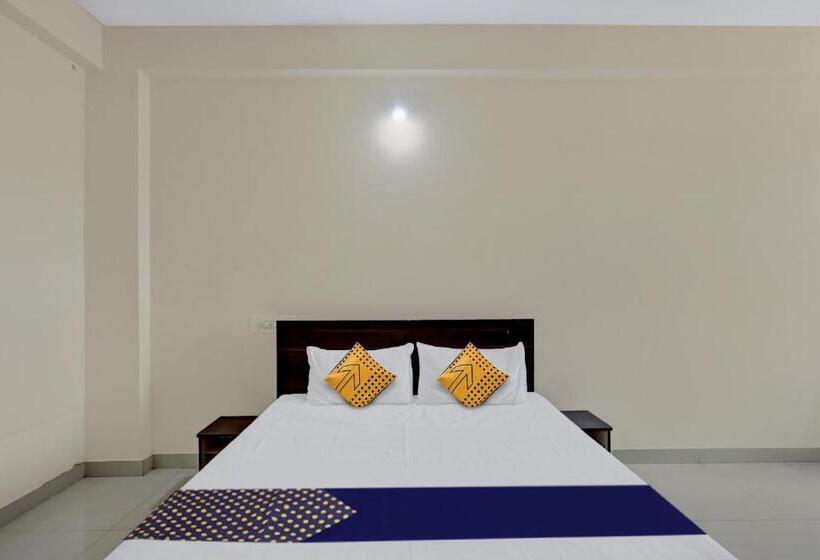 غرفة كلاسيكية ثلاثية, Spot On Capital Inn Hotel Rooms