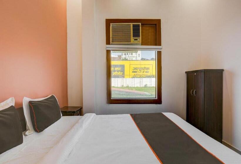 Quarto Triplo Clássico, North Hotel & Lawn