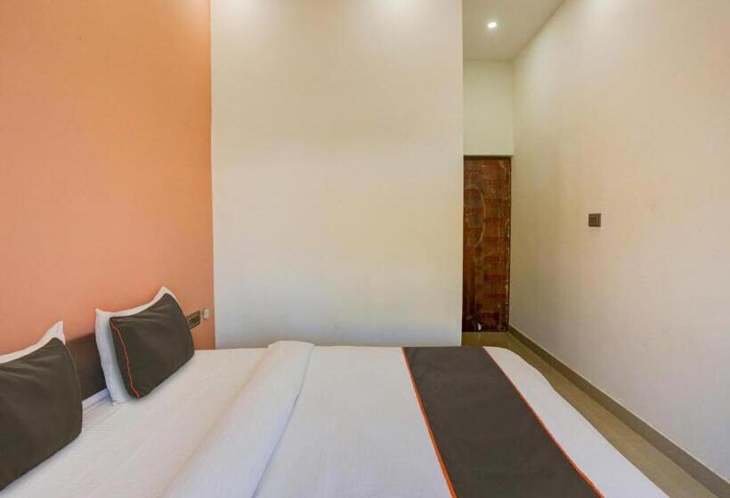 Quarto Triplo Clássico, North Hotel & Lawn