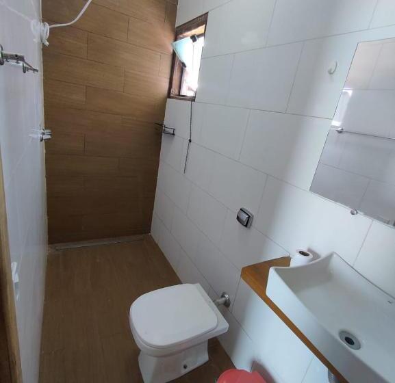 غرفة قياسية ثلاثية, Pousada Santos