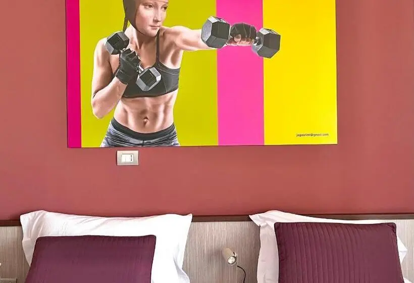 اتاق لوکس با بالکن, Jogo Rooms