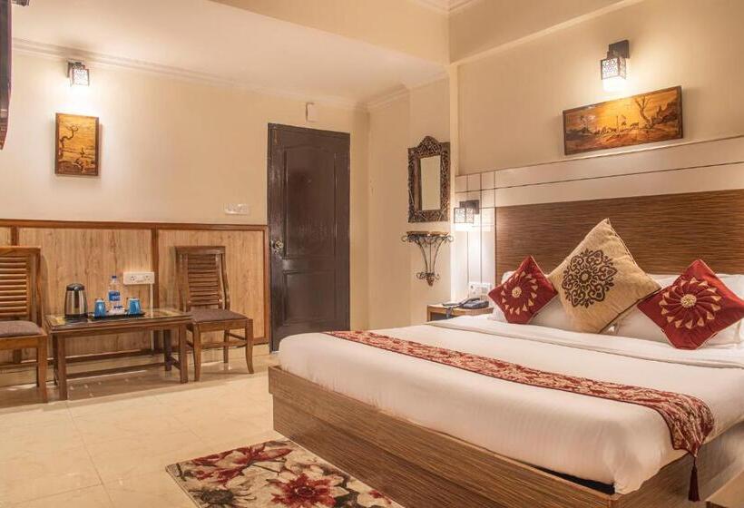 スタンダードルーム, Nandini By Great Empire