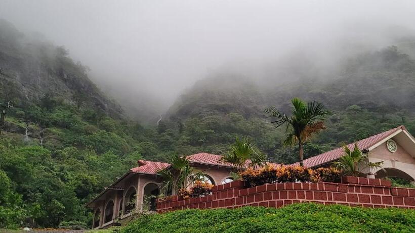 חדר סטנדרט, Shivraj Palace Resort