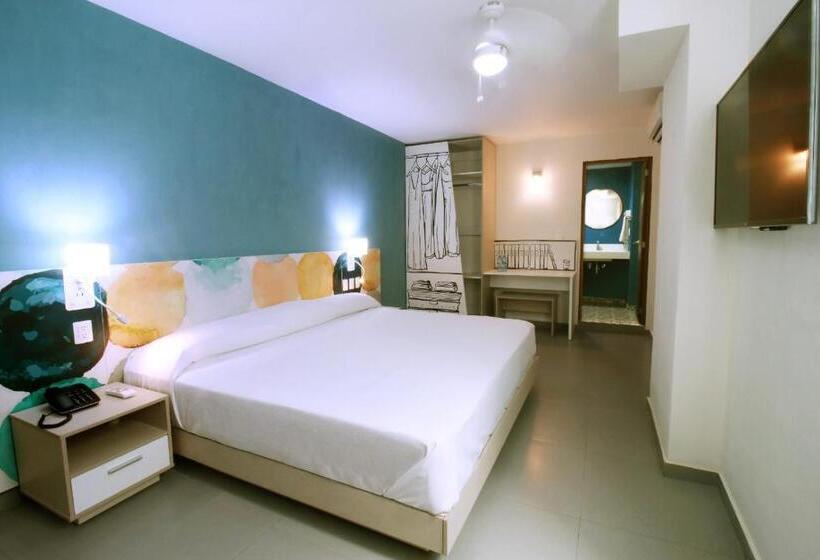 غرفة قياسية سرير كينج, Vista Express Guadalajara Expo