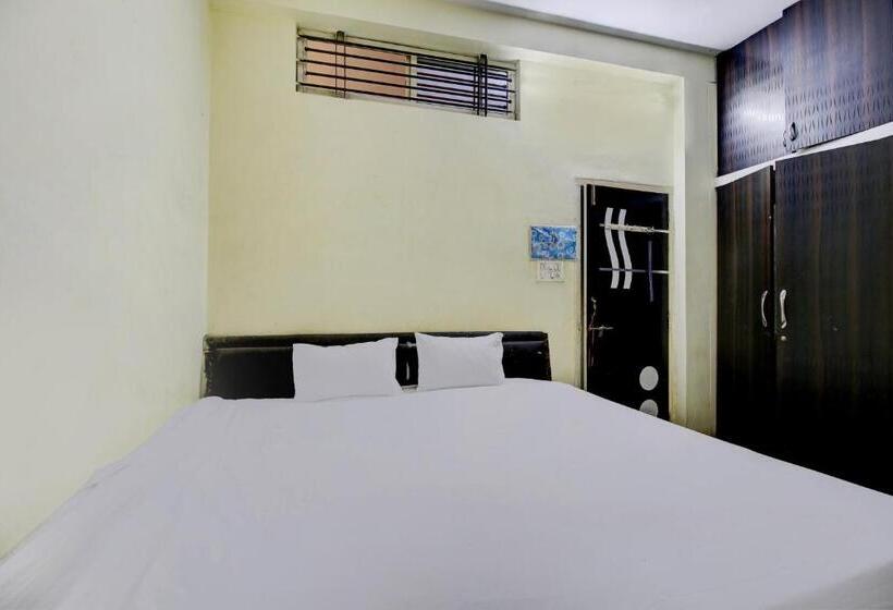 Трехместный Номер Классика, Oyo Hotel Satyam Shree