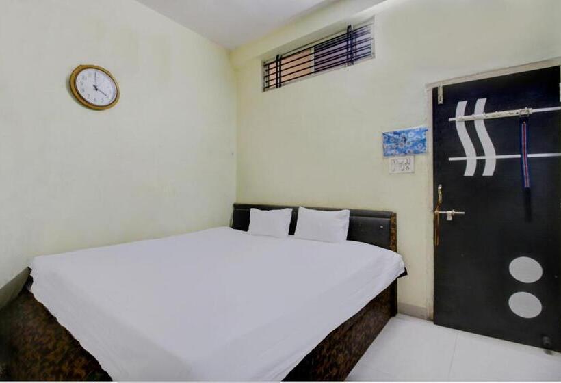 Трехместный Номер Классика, Oyo Hotel Satyam Shree