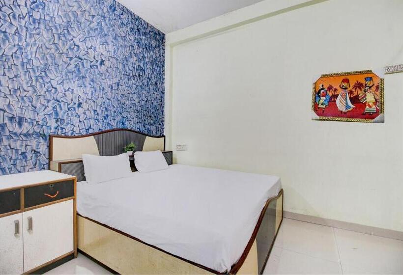 Трехместный Номер Классика, Oyo Hotel Satyam Shree