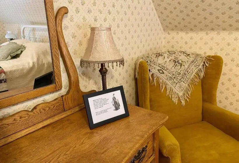 バス共有のスタンダードルーム, Pansy’s Parlor Bed & Breakfast
