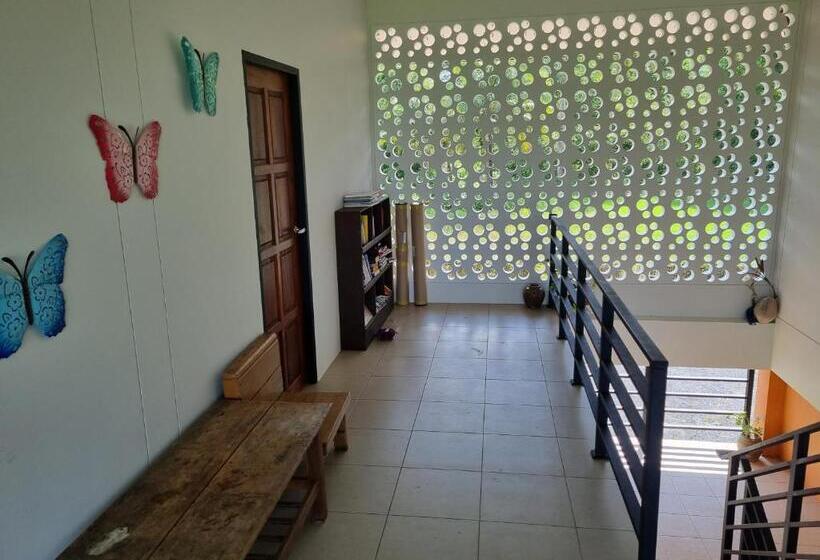 Номер Стандарт с Балконом, Baanbaan Homestay