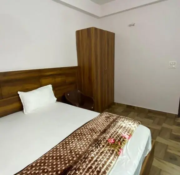 デラックスルーム, Crescent Moon Homestay