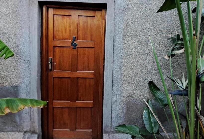 חדר אקונומי, Morgenbos Guesthouse