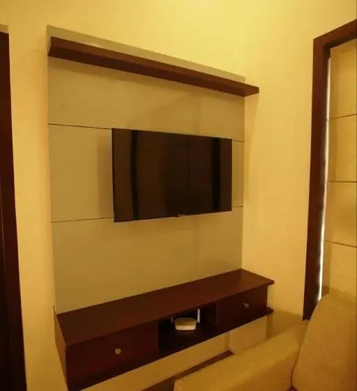 Sviitti Parveke, Pabis Luxurious Stay