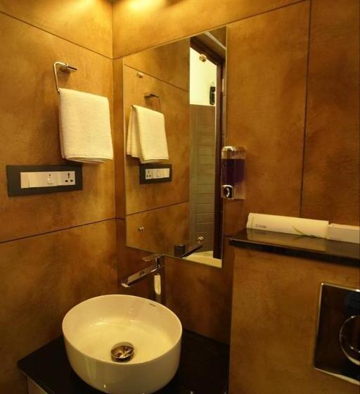 Люкс с Балконом, Pabis Luxurious Stay