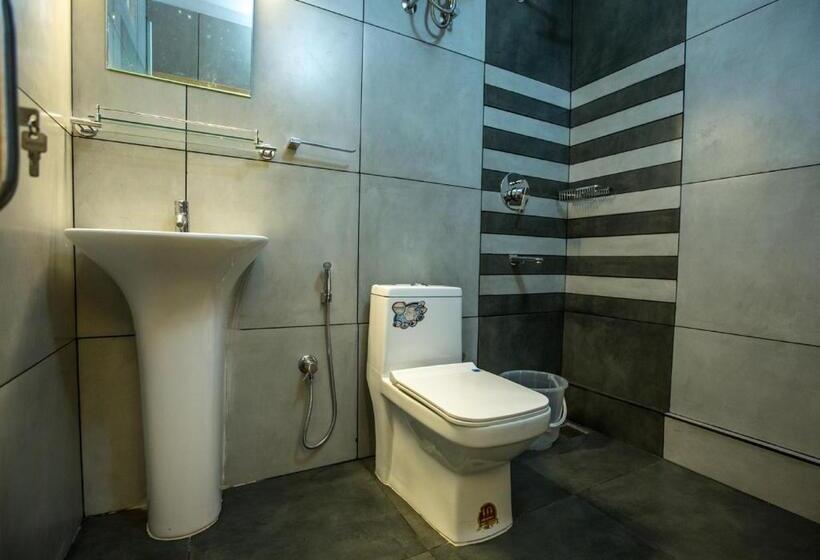 デラックスルーム, The Cove Lakkidi By Voye Homes