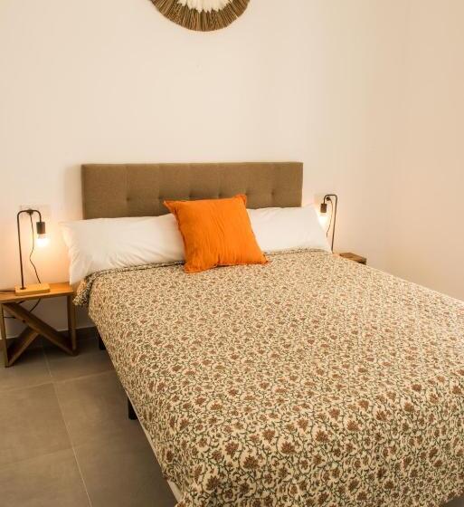 침실 2개 아파트, Torre Solana 41