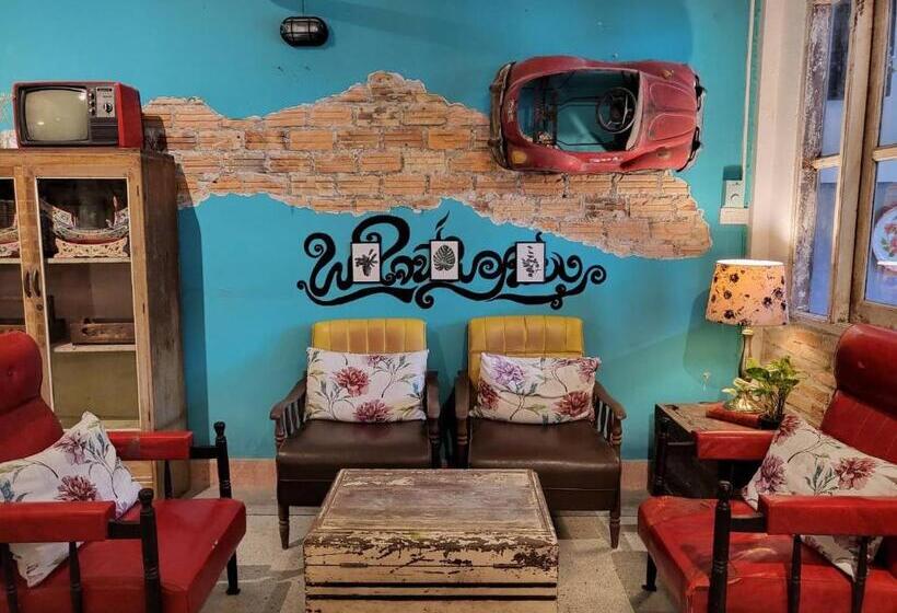 غرفة قياسية, Fluid Phuket