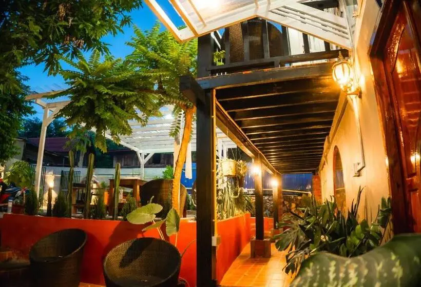 キングサイズベッドのスタンダードルーム, La Casa De Jardin