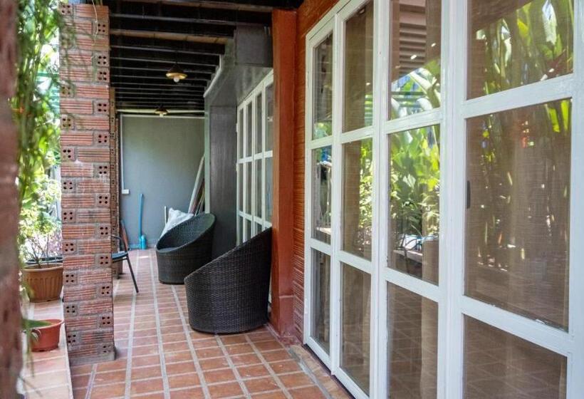 اتاق استاندارد با سرویس بهداشتی مشترک, La Casa De Jardin