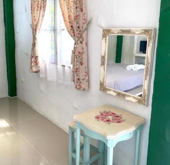 Люкс с Балконом, เนริสารีสอร์ท เขาค้อ