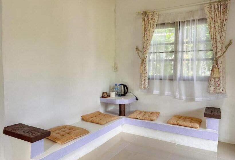 Люкс с Балконом, เนริสารีสอร์ท เขาค้อ