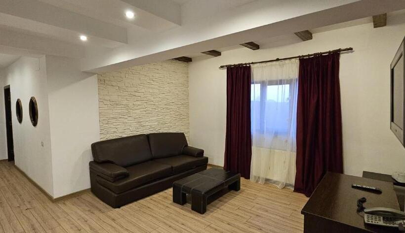 דירת שני חדרים, Bran Stoker