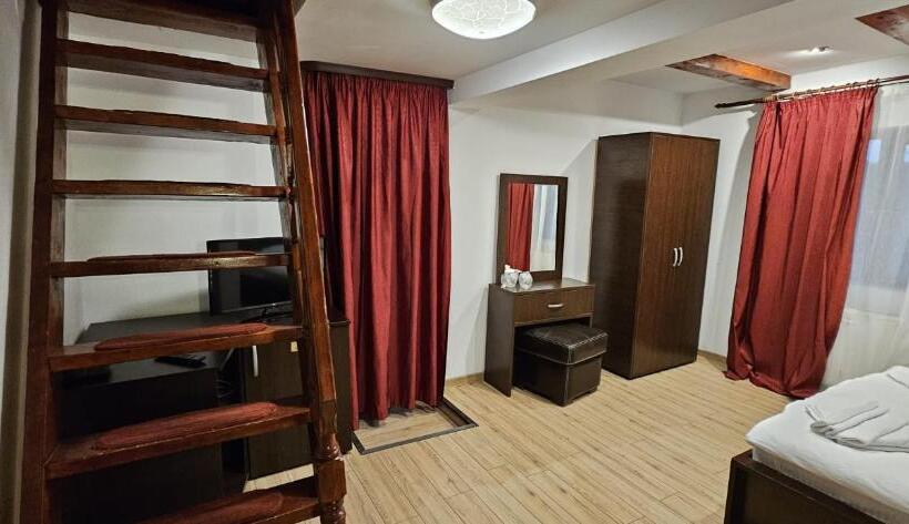 חדר משפחתי, Bran Stoker